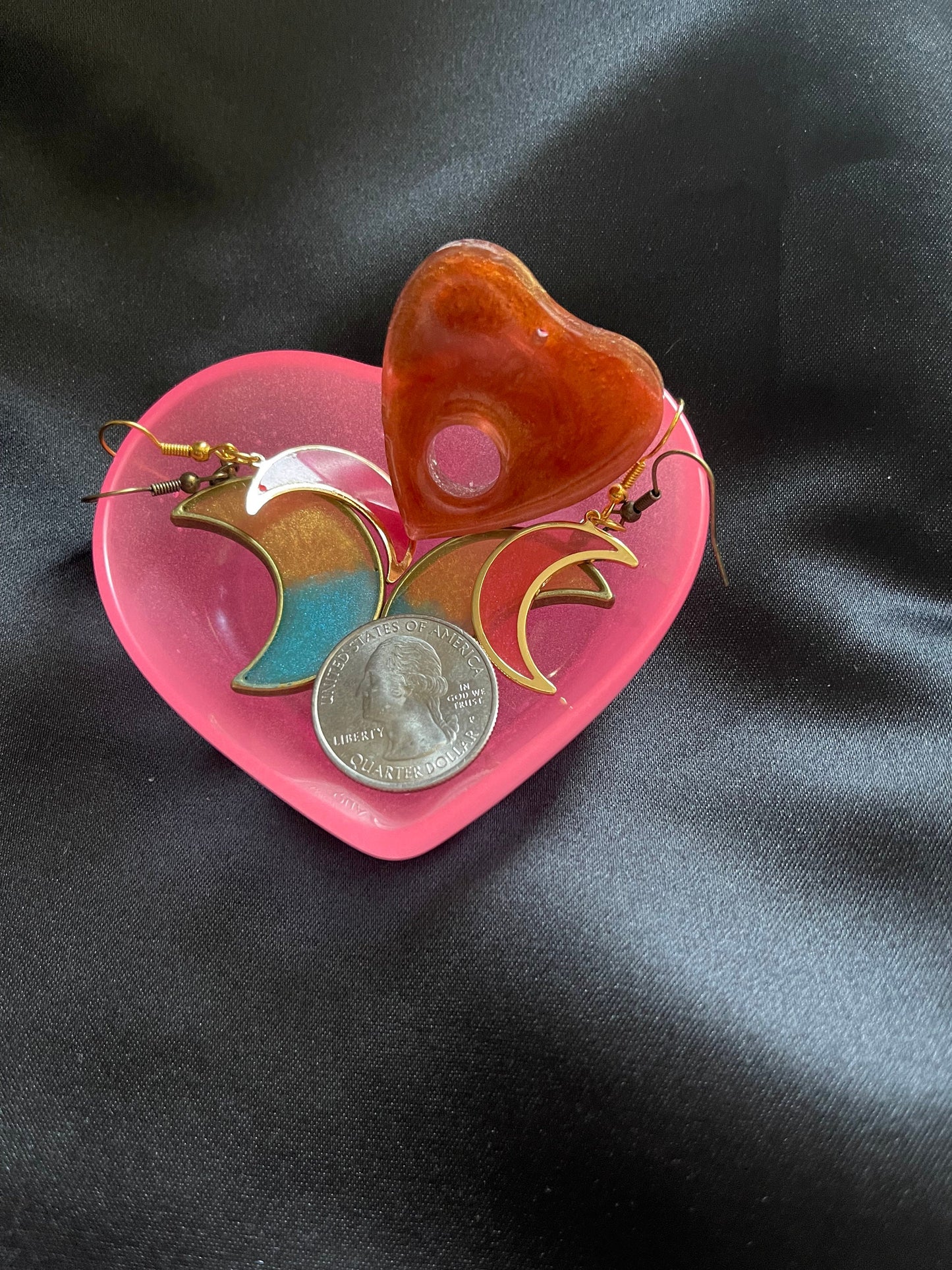 Custom Resin Heart Trinket Tray - Glow in the Dark